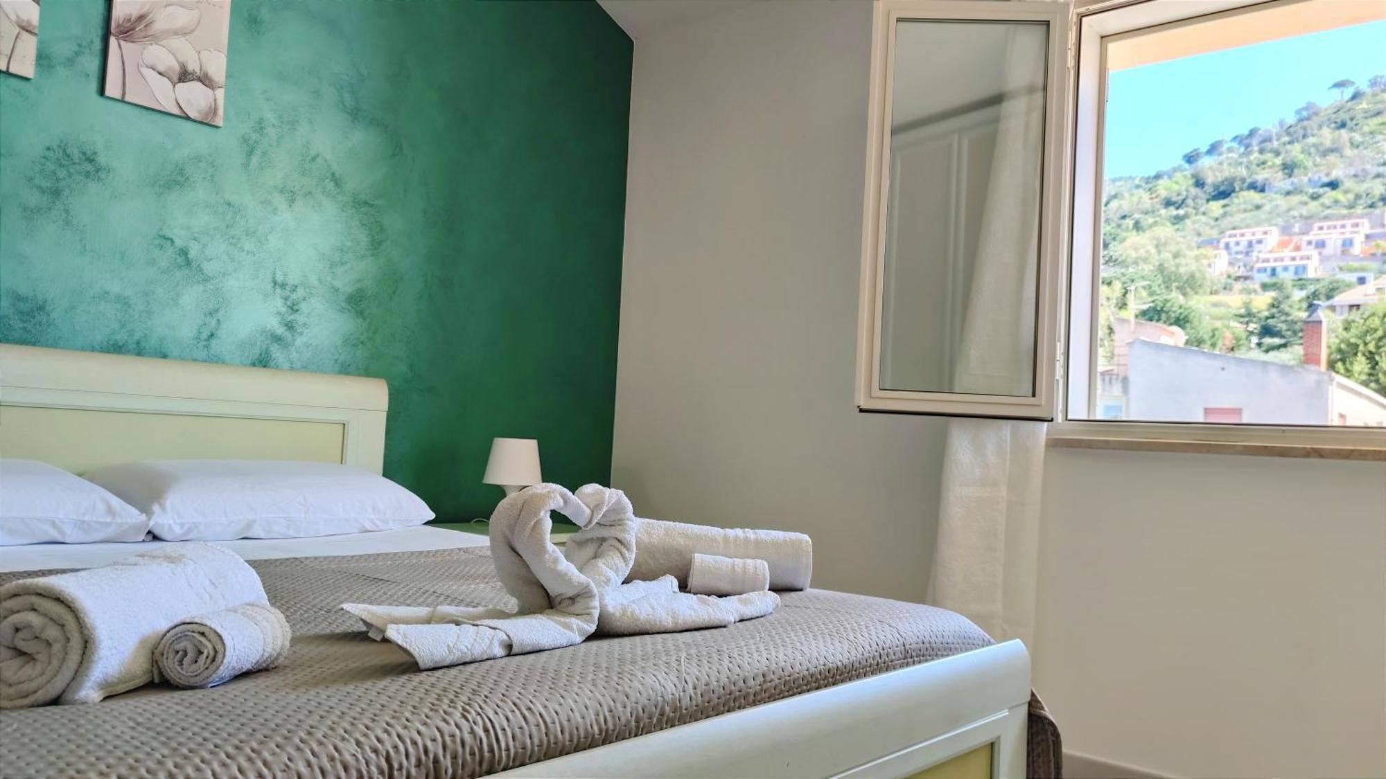 شقة Casa Delle Camelie تْشيفالو المظهر الخارجي الصورة
